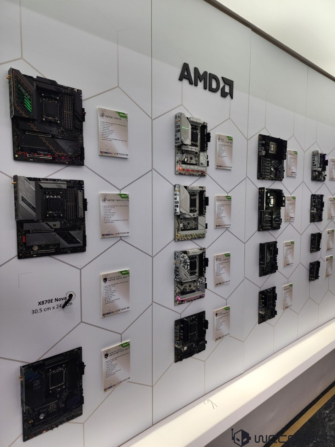 Cartes AM5 annoncées au COMPUTEX 2024 AMD-AM5-COMPUTEX